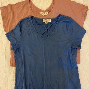 2 PINK ROSE TOPS SIZE MEDIUM